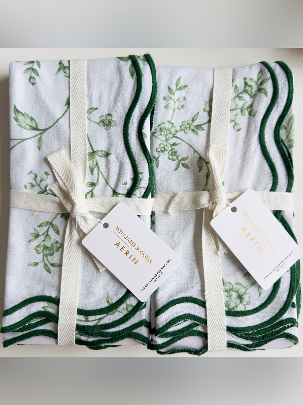 8 Aerin x Williams Sonoma Embroidered Scalloped 100% Cotton Napkins, Retail $139